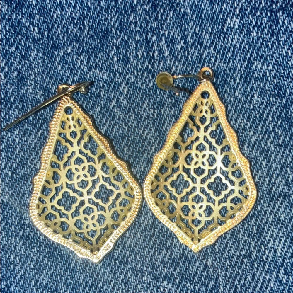 Kendra Scott Gold Filigree Earrings - Picture 3 of 7